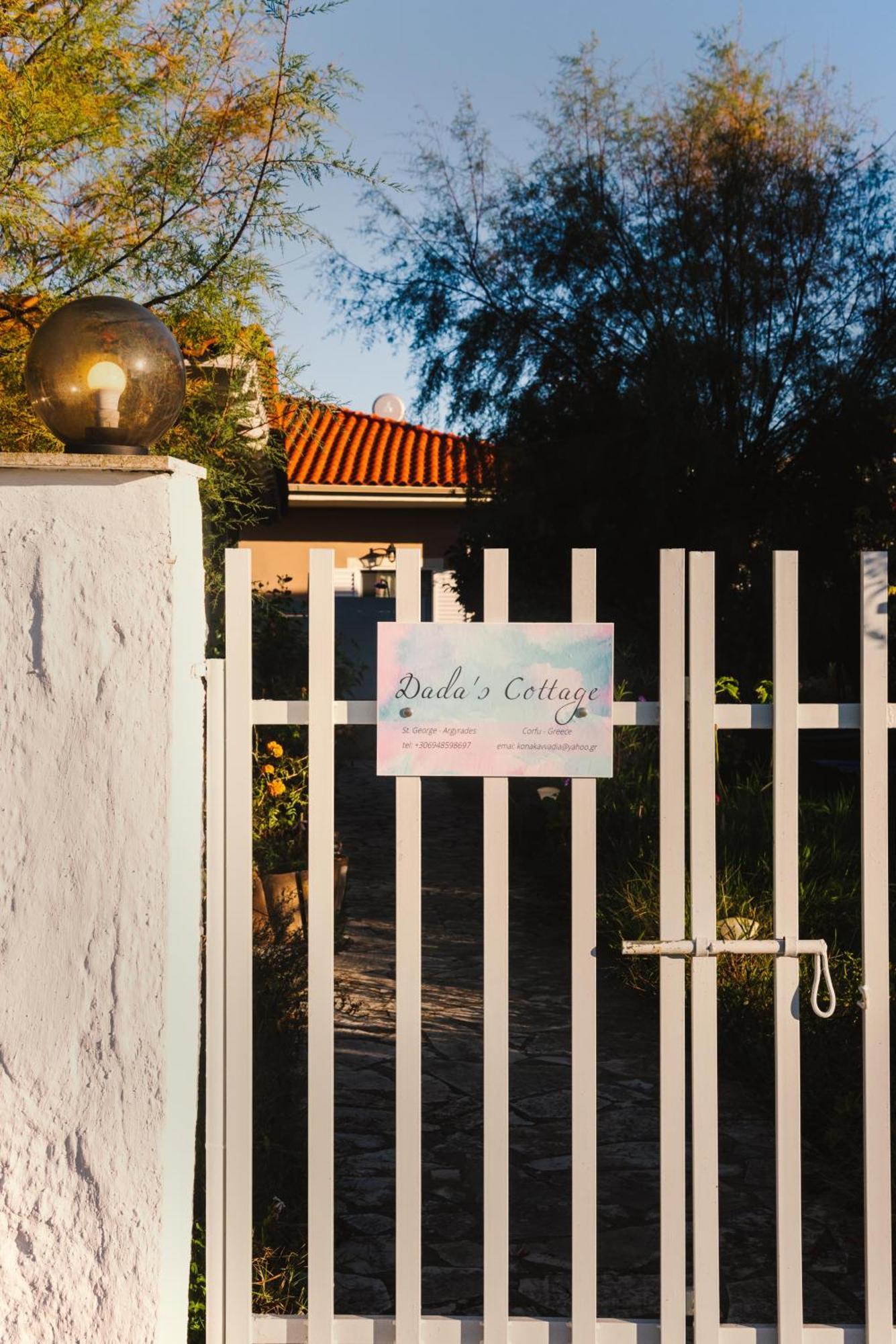 Dada'S Cottage Argyrades Bagian luar foto